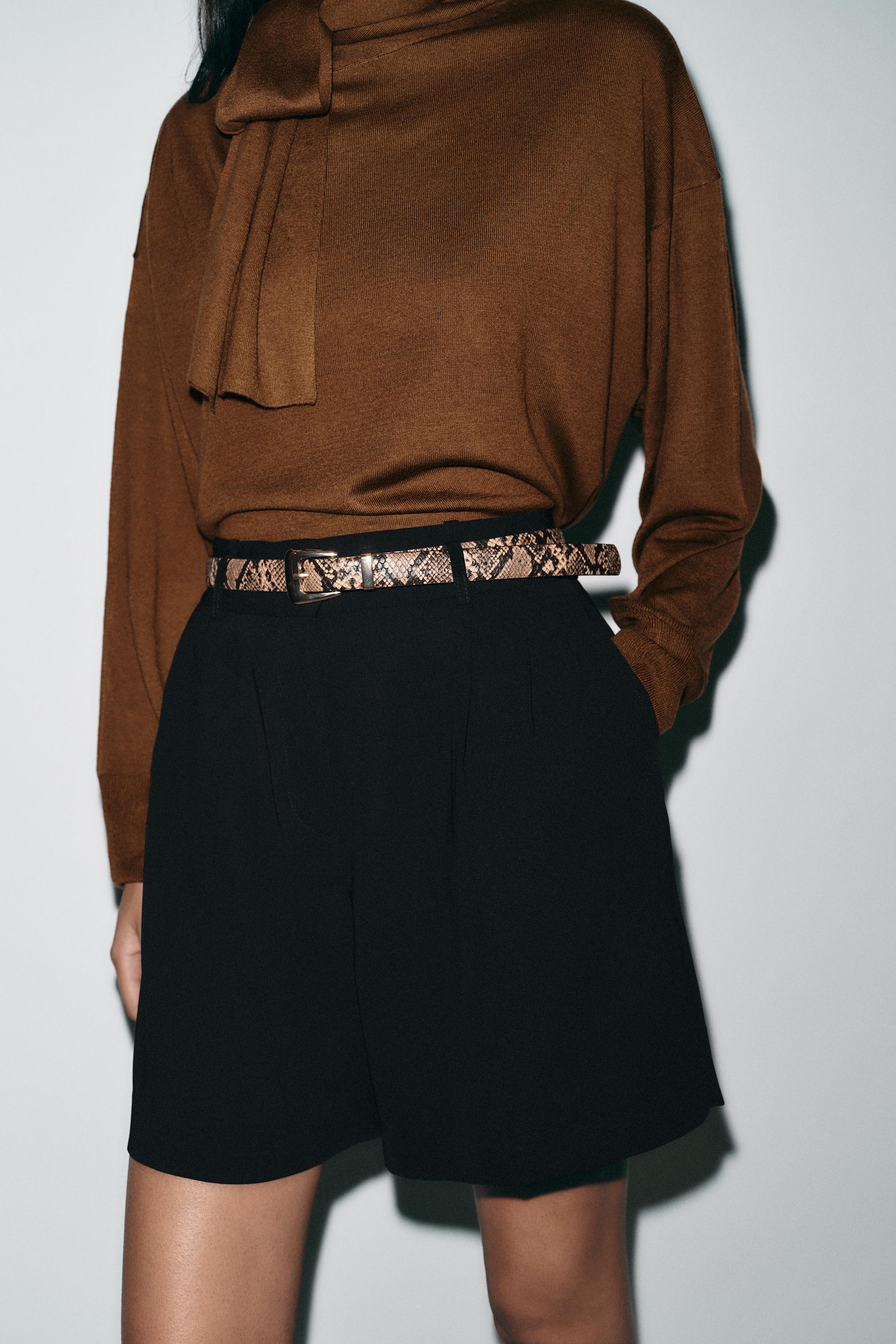 SHORT PINCES CEINTURE